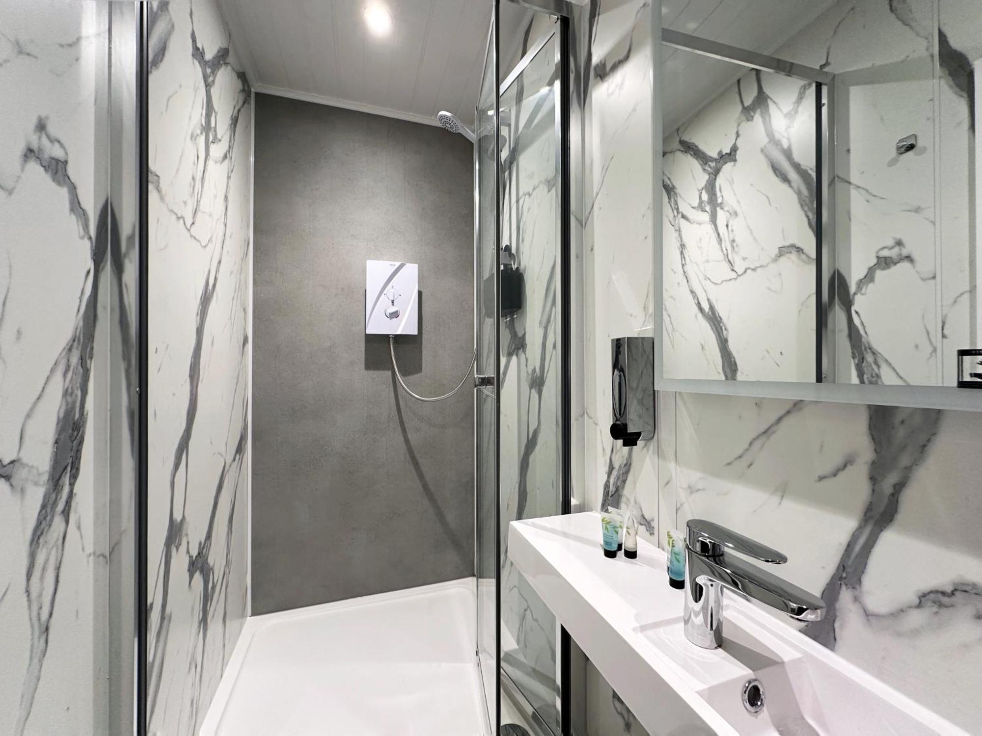 Kensington Studio Hosted By Airoperate Near Notting Hill - 1 Double Bed , 1 Sofa Bed, Ground Floor Apartment Via Private Entrance Лондон Екстер'єр фото